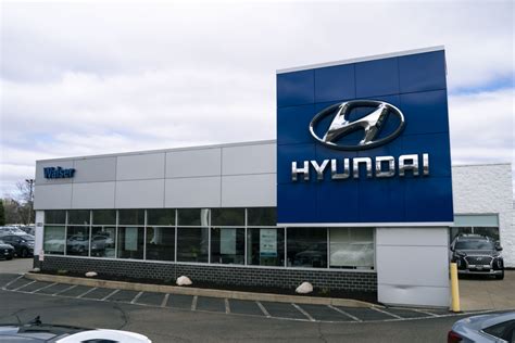 Walser Hyundai Brooklyn Park Staff .